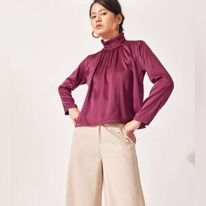 NWT. Banana Republic Factory Small Burgundy Ruffle Neck Two-Tone Blouse.